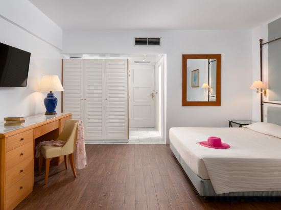 Dionysos Hotel Room Type - Superior Studio Dionysos Hotel Room Type - Superior Studio