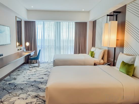 The Excelsior Hotel Room Type - Executive Room