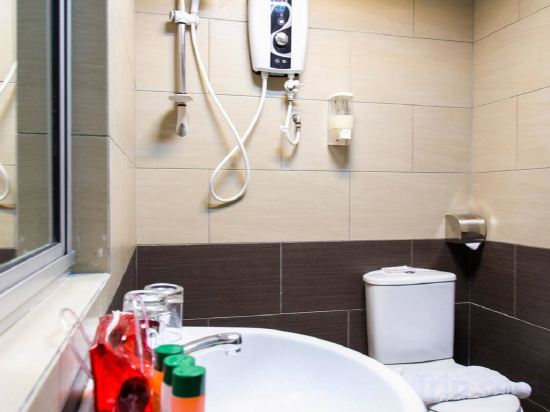 Hotel WW KL Room Type - Deluxe Twin/Double