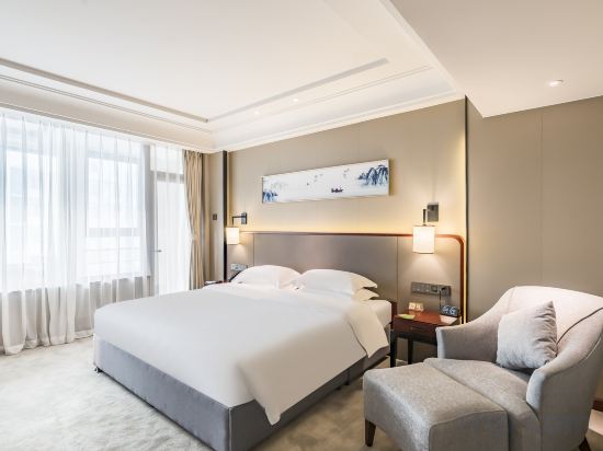 Lakeside Hotel Room Type - Business Private Hot Spring Suite