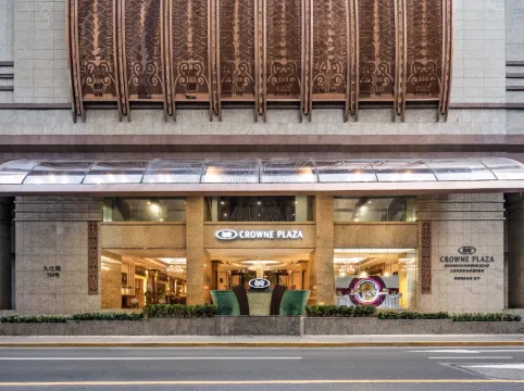 Crowne Plaza SHANGHAI NANJING ROAD by IHG