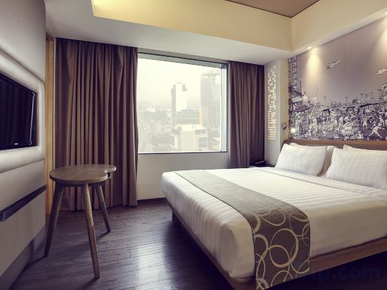 Mercure Jakarta Simatupang Room Type - Superior King Room