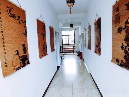 Others 2, Qingyou Hostel, Jingdezhen