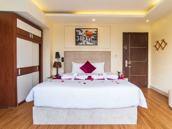 Golden Amour Hotel Room Type - Suite Balcony