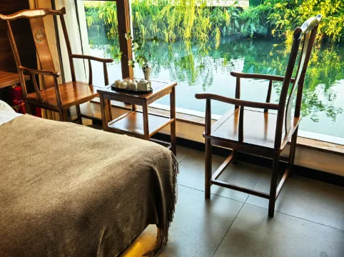 Suhe Xiaozhu River View Boutique Stay (Pingjiang Road Humble Administrator's Garden)