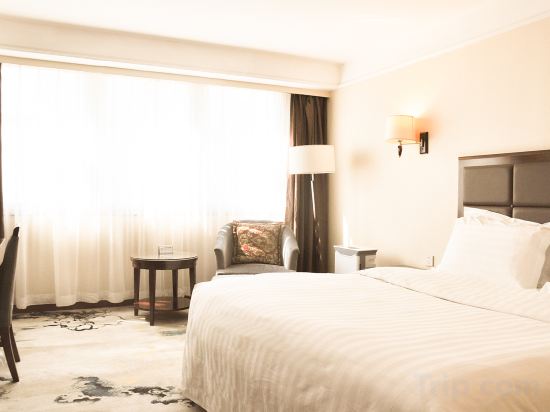 Beijing Fujian Hotel - Tap to explore photos