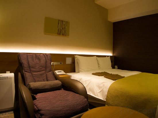 Hotel Sunroute Chiba Room Type - Top Floor Double Room