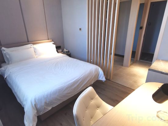 At Mlily Hotel Room Type - Wangtian Zero-Pressure Double Bed Room