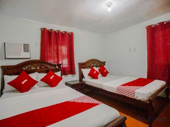 OYO 741 Sierra Travellers Inn Room Type - Suite family