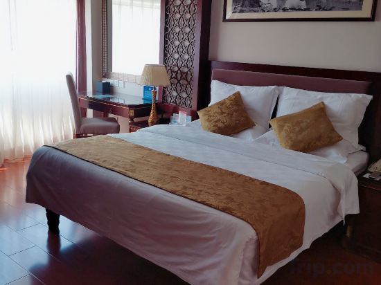 Laurel Hotel Room Type - Suite