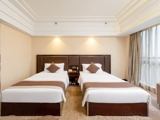 Park Lane Hotel Room Type - Cozy 2-bed Room