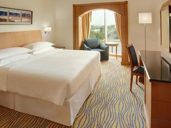 Sheraton Jeddah Hotel - Tap to explore photos