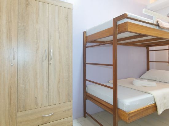 Catlea Inn Room Type - Standard Room with Sharing Bathroom