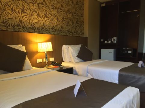 GT Hotel Bacolod Room Type - Superior Twin Room