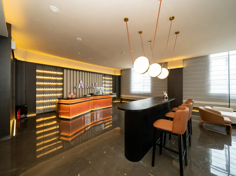 DO A LAND S Hotel (Changsha Wuyi Square Peiyuanqiao Metro Station Branch)