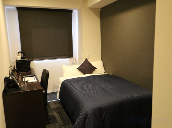 Hotel Livemax Takadano Baba Station Square Room Type - Deluxe Single Room, Smoking