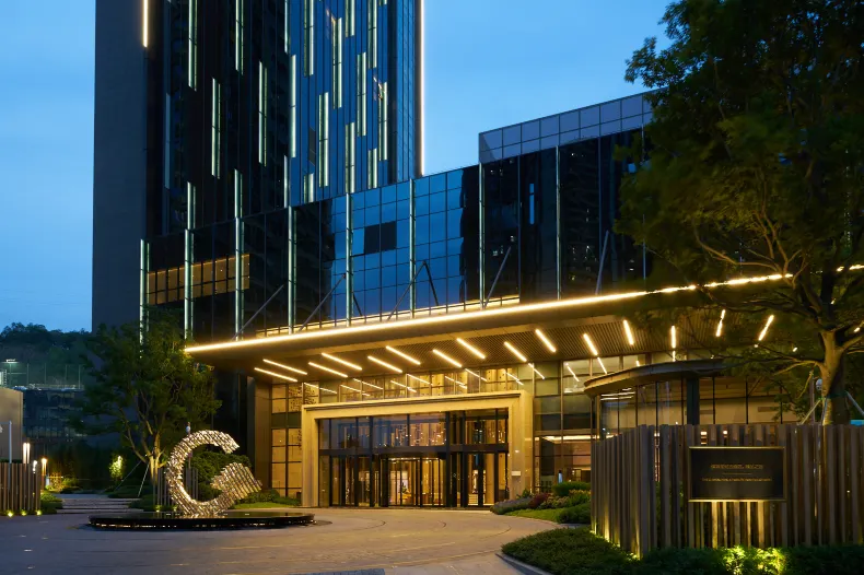 the G Shenzhen, A Tribute Portfolio Hotel