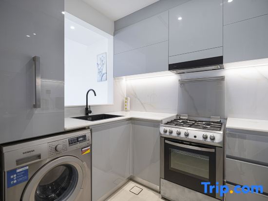 Homesgetaway - 1Br Brand New in Binghatti Creek, Al Jaddaf