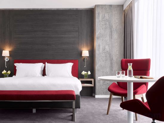 Radisson Blu Hotel, Birmingham - Tap to explore photos
