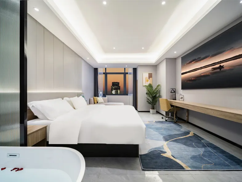 IU Hotel(Chongqing jiefangbei store)