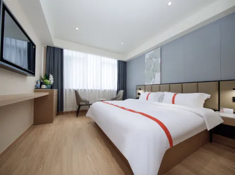 Shell Hotel (Shanghai Lujiazui Renji Hospital East Hospital Branch))