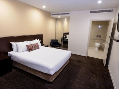 Atlantis Hotel, Melbourne Room Type - Superior Queen Room - Disability Access