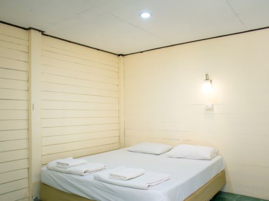Best House Resort Room Type - Standard Room