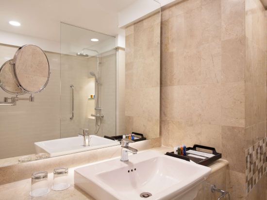 Radisson Medan - Tap to explore photos