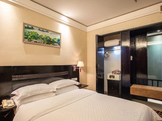 Hua Shi Hotel Room Type - Business Queen Bed