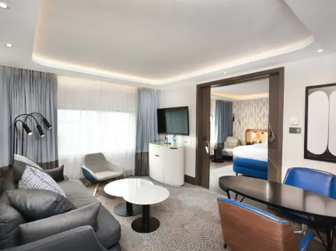 ヒルトン ロンドン ヒースロー エアポート ホテル