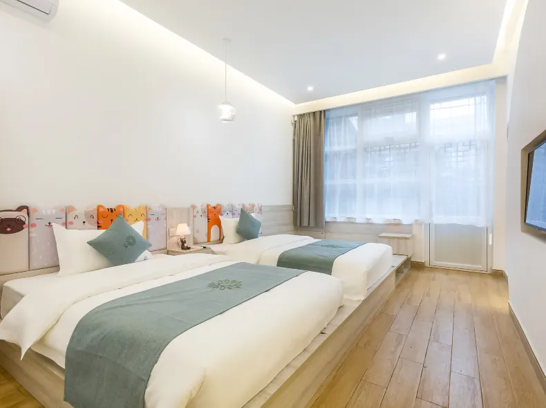 Floral Hotel· Xianju Cat Courtyard hotel (Badaling Great Wall Branch)