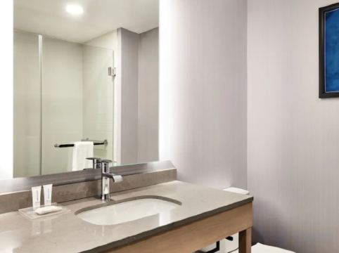 Hyatt Place Phoenix / Downtown Room Type - SUITE KING SIZE BED