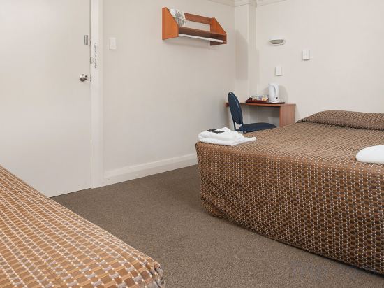 Kiwi International Hotel Room Type - Economy Double and Single Room with Shared Bathroom Kiwi International Hotel Room Type - Economy Double and Single Room with Shared Bathroom