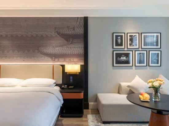 N31 Hotel Beijing Room Type - Deluxe Double Bed Room With Smart Guest Control + Hanfu Photo Booth + Mini Bar