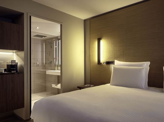 Radisson Blu CDG Airport Terminal Hotel, Paris - Tap to explore photos