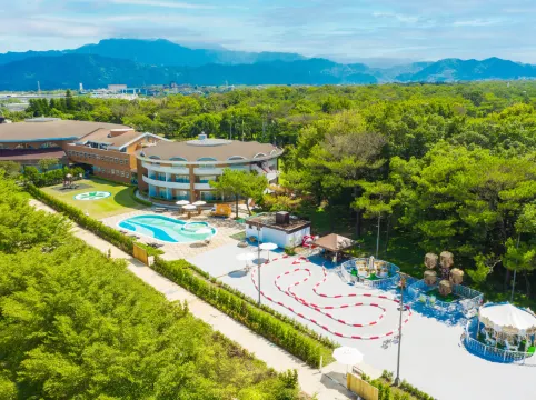 桃園高爾夫俱樂部  ∙  悅華大飯店