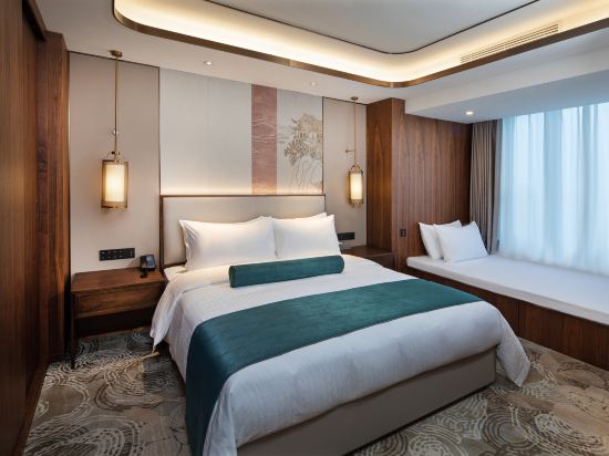Jingyan Hotel Room Type - Family Suite