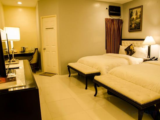 Dreamwave Hotel Ilagan Room Type - Deluxe Double Room