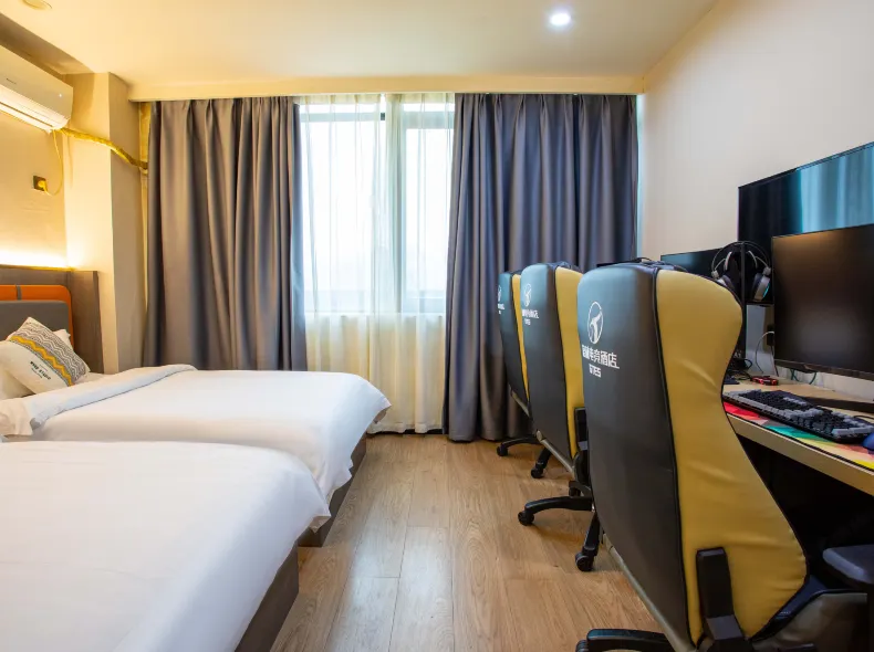 Green Electric Sports Hotel (Pujiangzhen Jiangwen Road Branch)