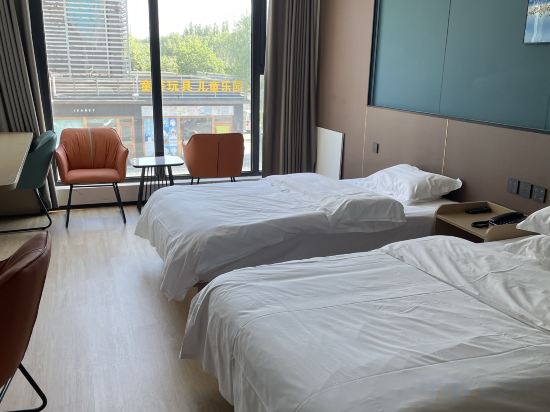 Dongxiangting Hotel (New China International Exhibition Center Capital Airport Branch Beijing) Room Type - Business Standard Room