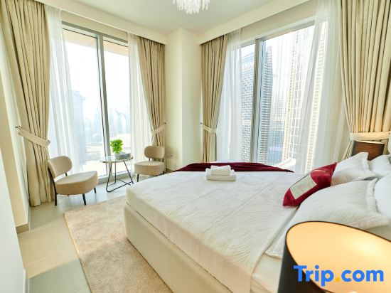 SVIZONA's Premium 3BHK Fountain View Apartment | Downtown Dubai