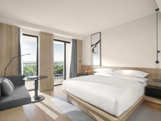 Fairfield by Marriott South Binh Duong - Tap to explore photos