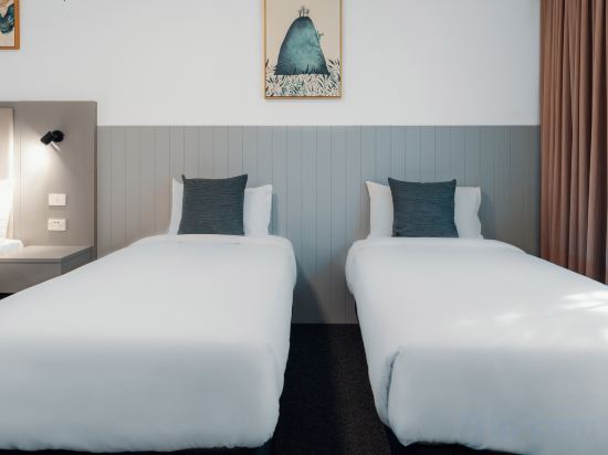 The Select Inn Penrith - Tap to explore photos