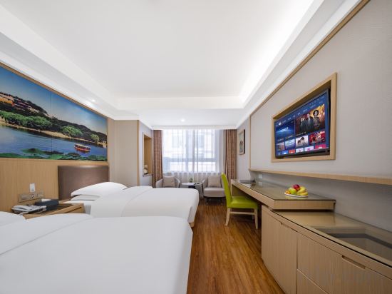 Ruide Hotel Room Type - Standard Room with Computer