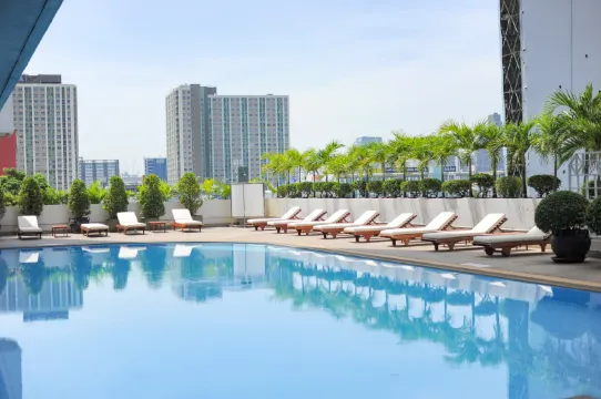 Golden Tulip Sovereign Hotel Bangkok