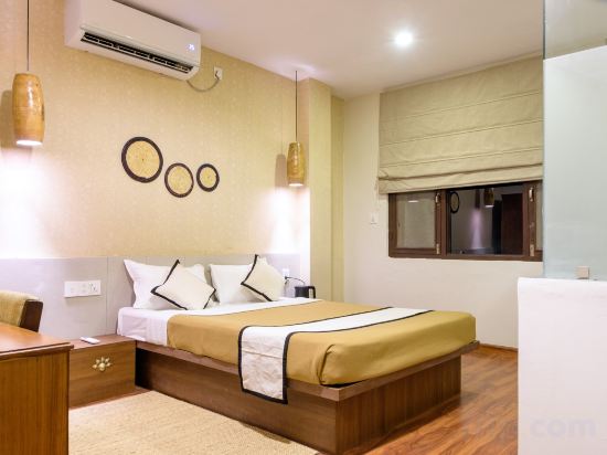 Machan Country Villa - Tap to explore photos