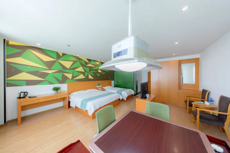 Vatica Hotel (Hefei High-Speed Rail South Station Sushong Road)