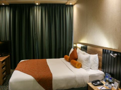 Elite Crystal Hotel Room Type - One-Bedroom Crystal Suite 
