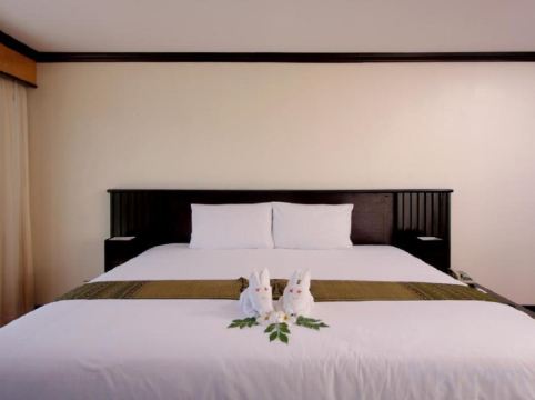 The Front Village Room Type - Studio with Pool View