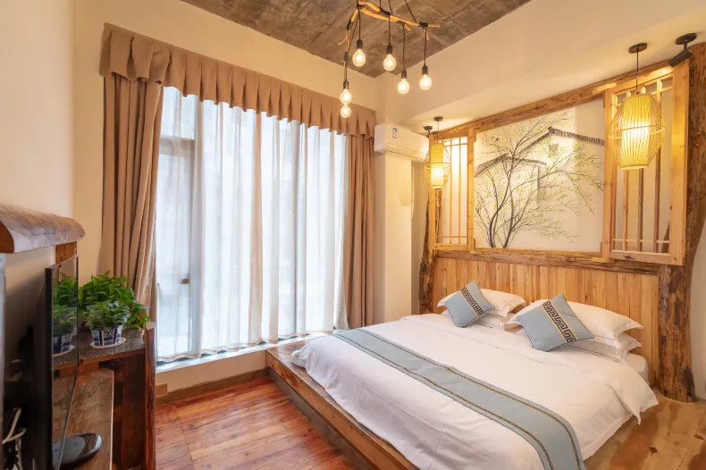 Q+ Yueting Eco Inn (Tianmenshan Railway Station)